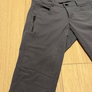 listing-status-banner